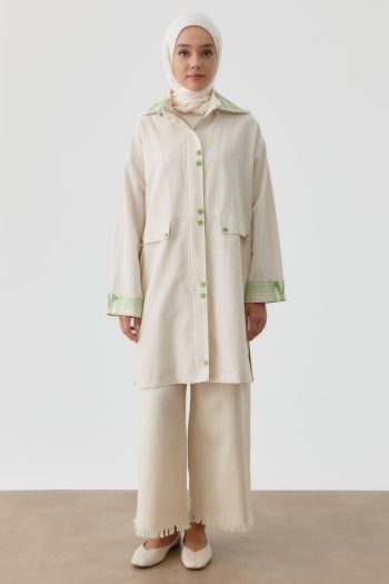 Snap Button Detailed Cape with Plaid Combination - Beige - Green