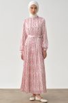 bel-lastikli-pliseli-desenli-elbise-pembe-95986.jpg
