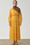 bel-lastikli-pliseli-elbise-sari-95904.jpg