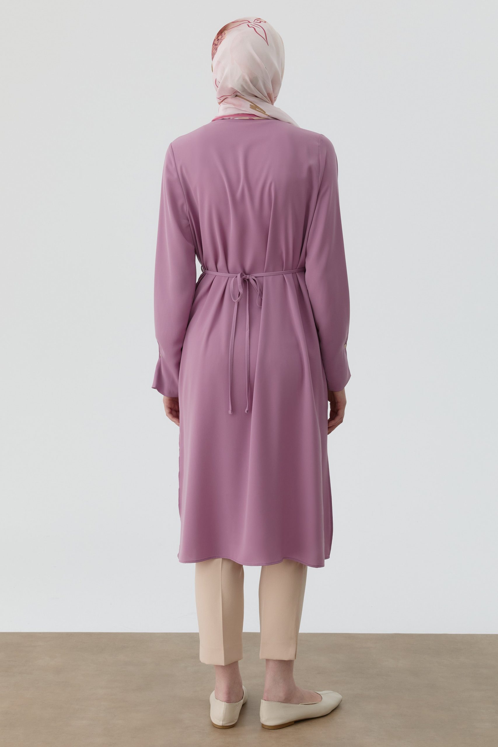 bilegi-pile-dugme-detayli-tunik-lila-105331.jpg