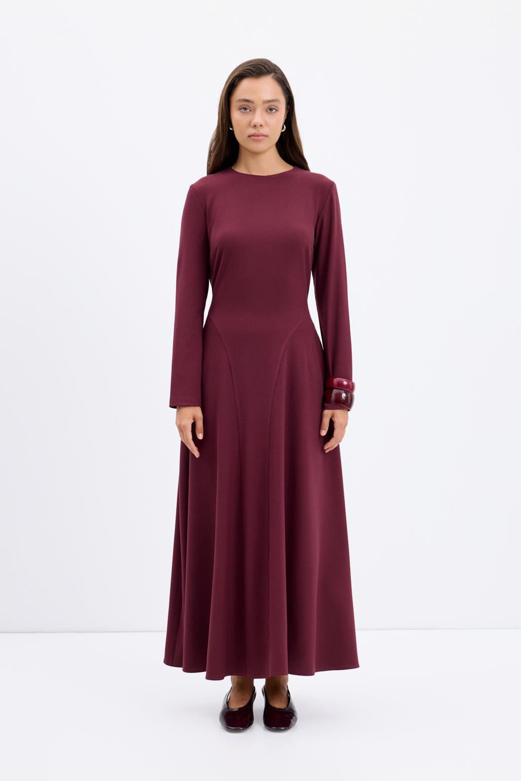 bisiklet-yaka-parcali-uzun-elbise-bordo-17594.jpg