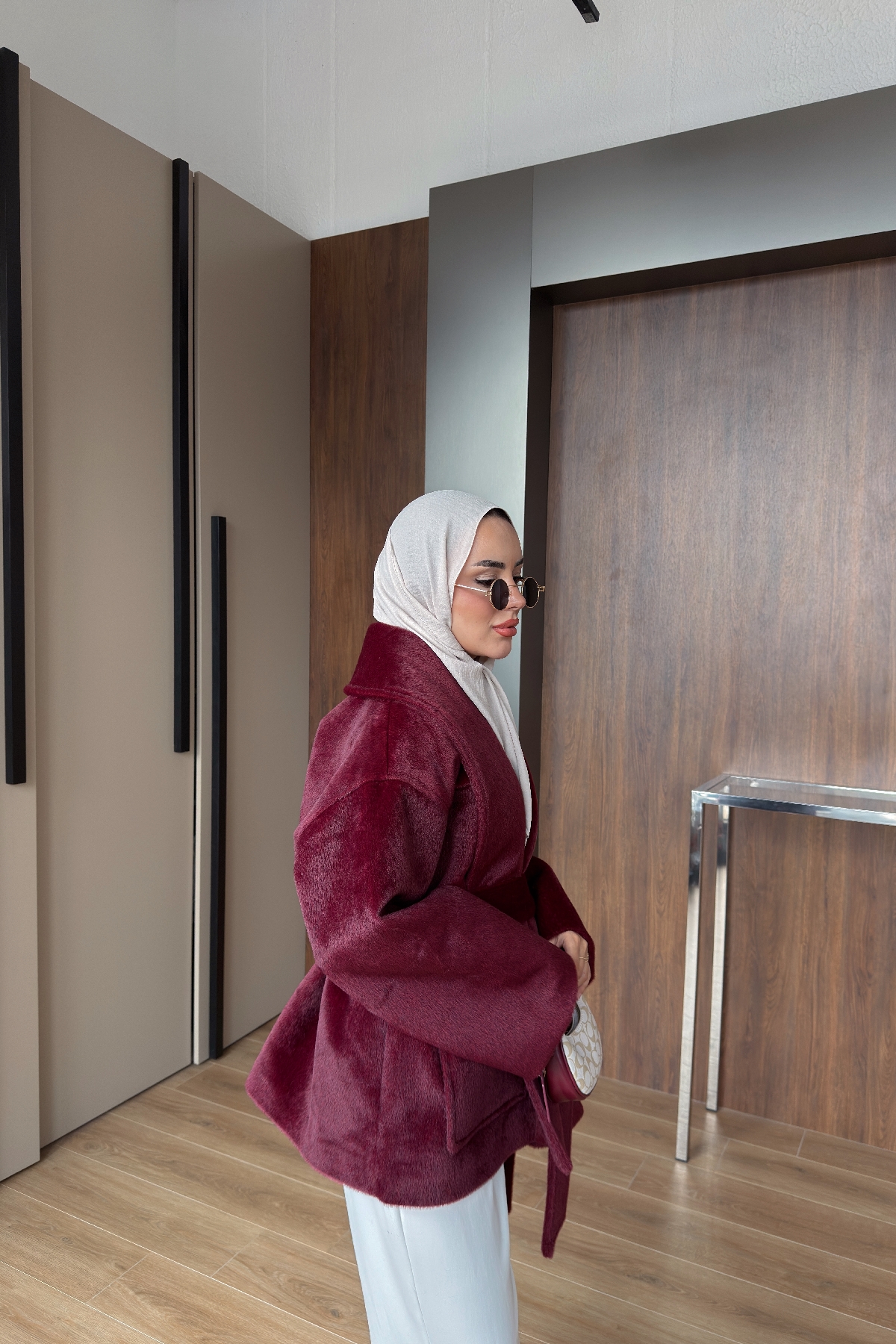 Edited in Tezza with: Cocoa, Saturation, Temperature, & Highlights