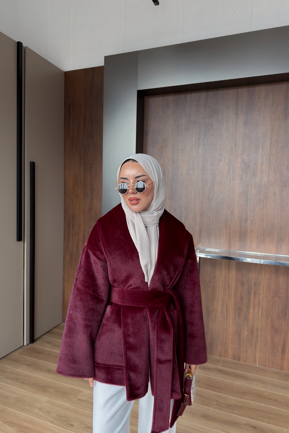 Edited in Tezza with: Cocoa, Saturation, Temperature, & Highlights