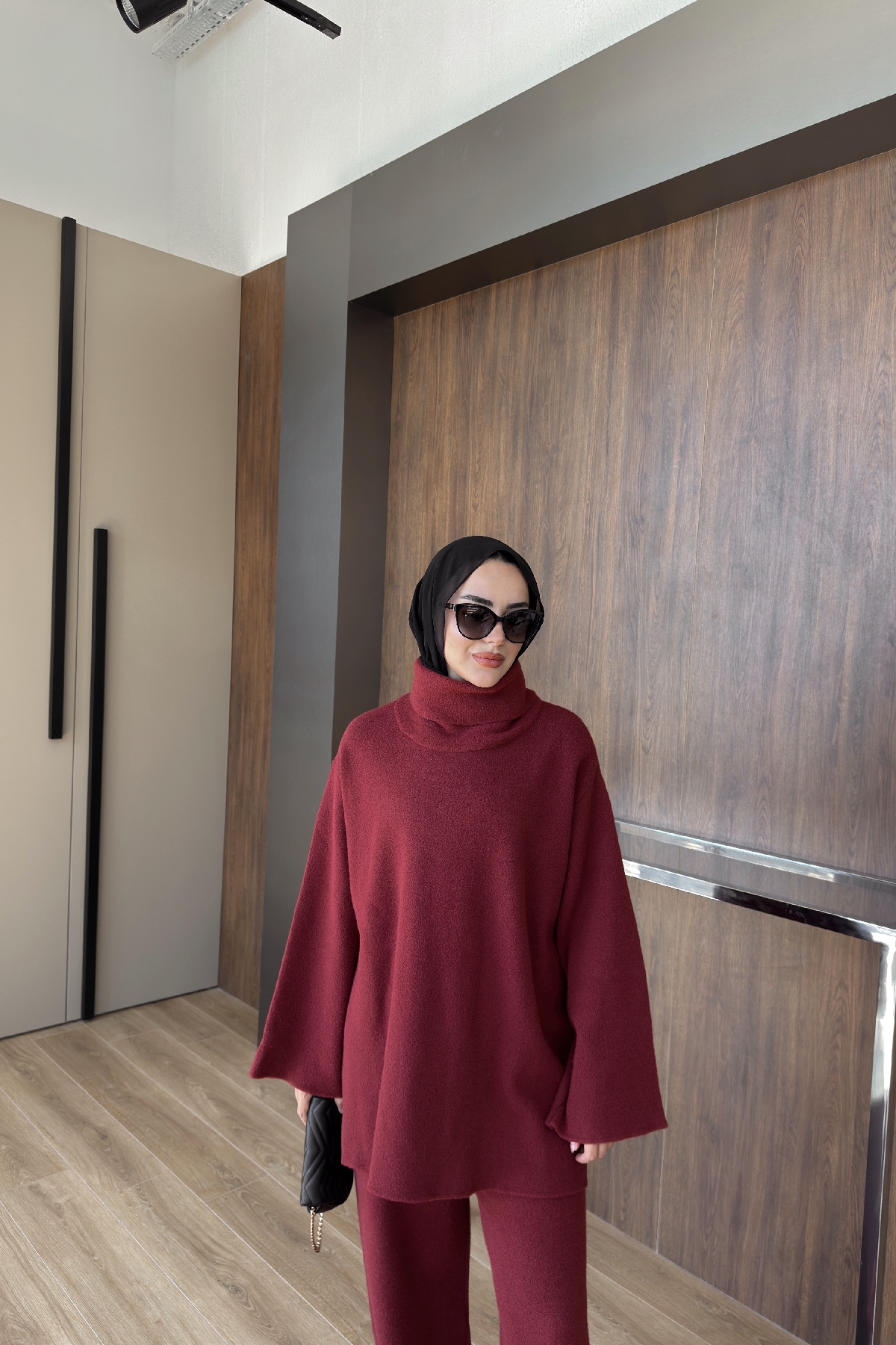 Edited in Tezza with: Cocoa, HSL, Temperature, Saturation, & Highlights