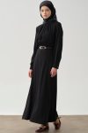 buzgu-detayli-kemerli-elbise-siyah-95218.jpg