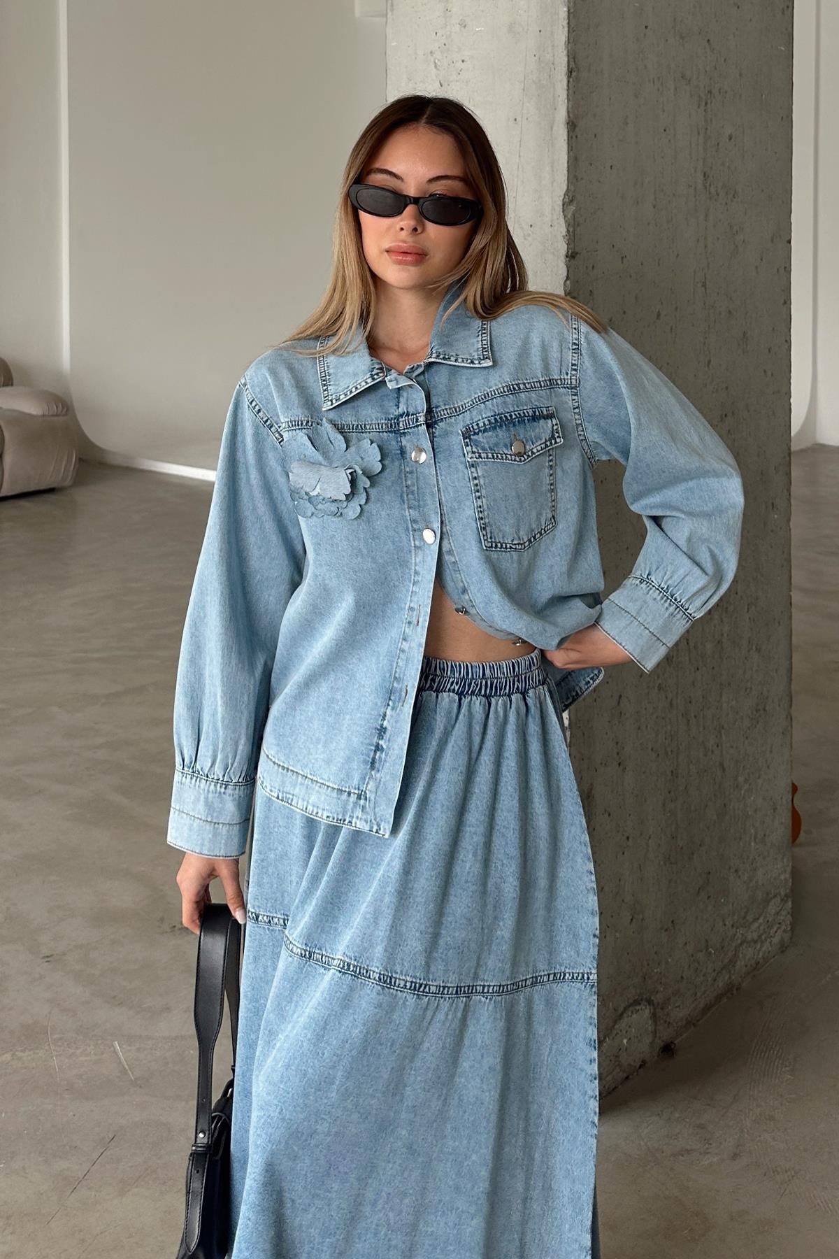 cicek-aplikeli-etek-ceket-denim-takim-af1bfb.jpg