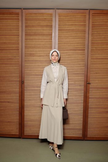 Double Layer Belted Vest - Beige