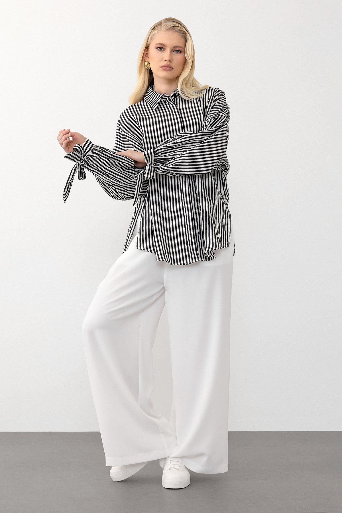 cizgili-gomlek-beli-lastikli-pantolonl-4888c6.jpg