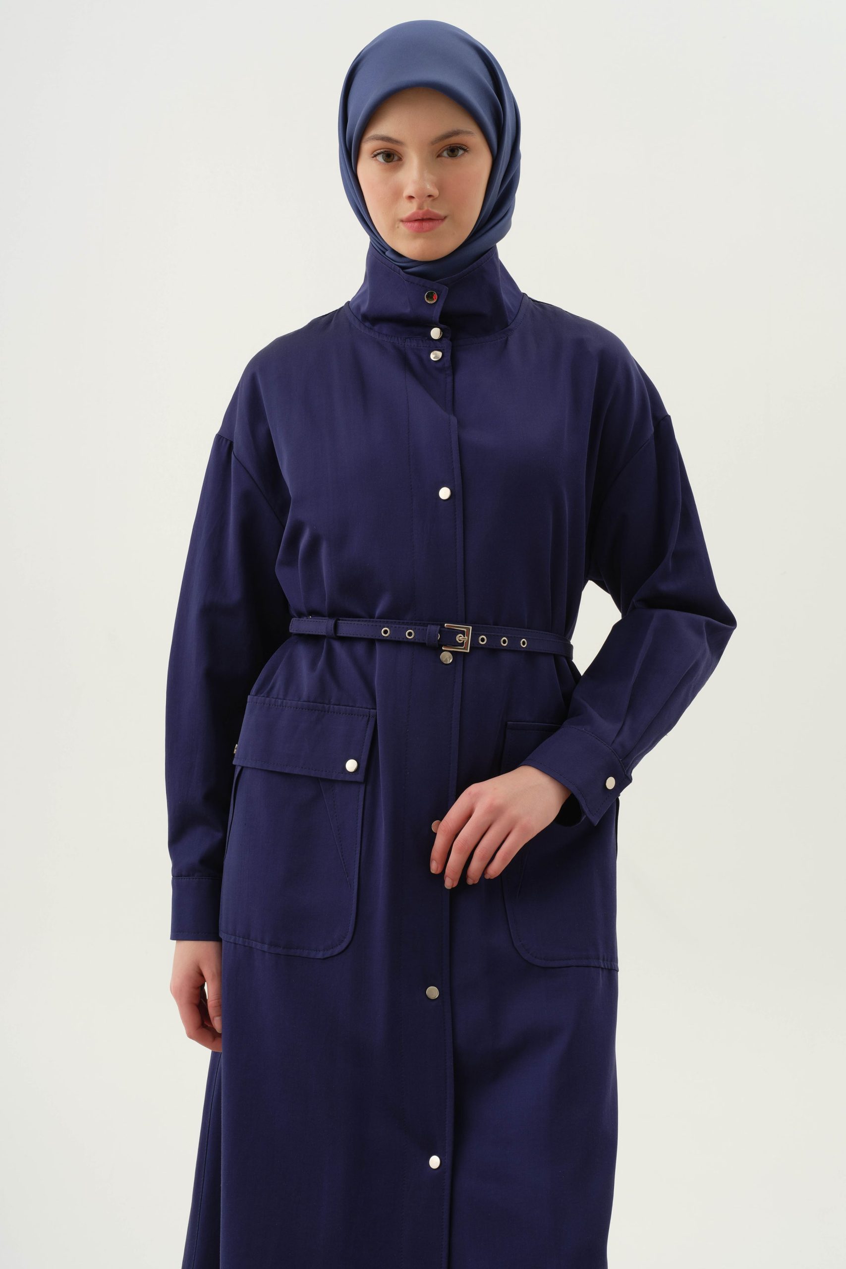 dik-yakali-kemerli-kap-indigo-99409.jpg