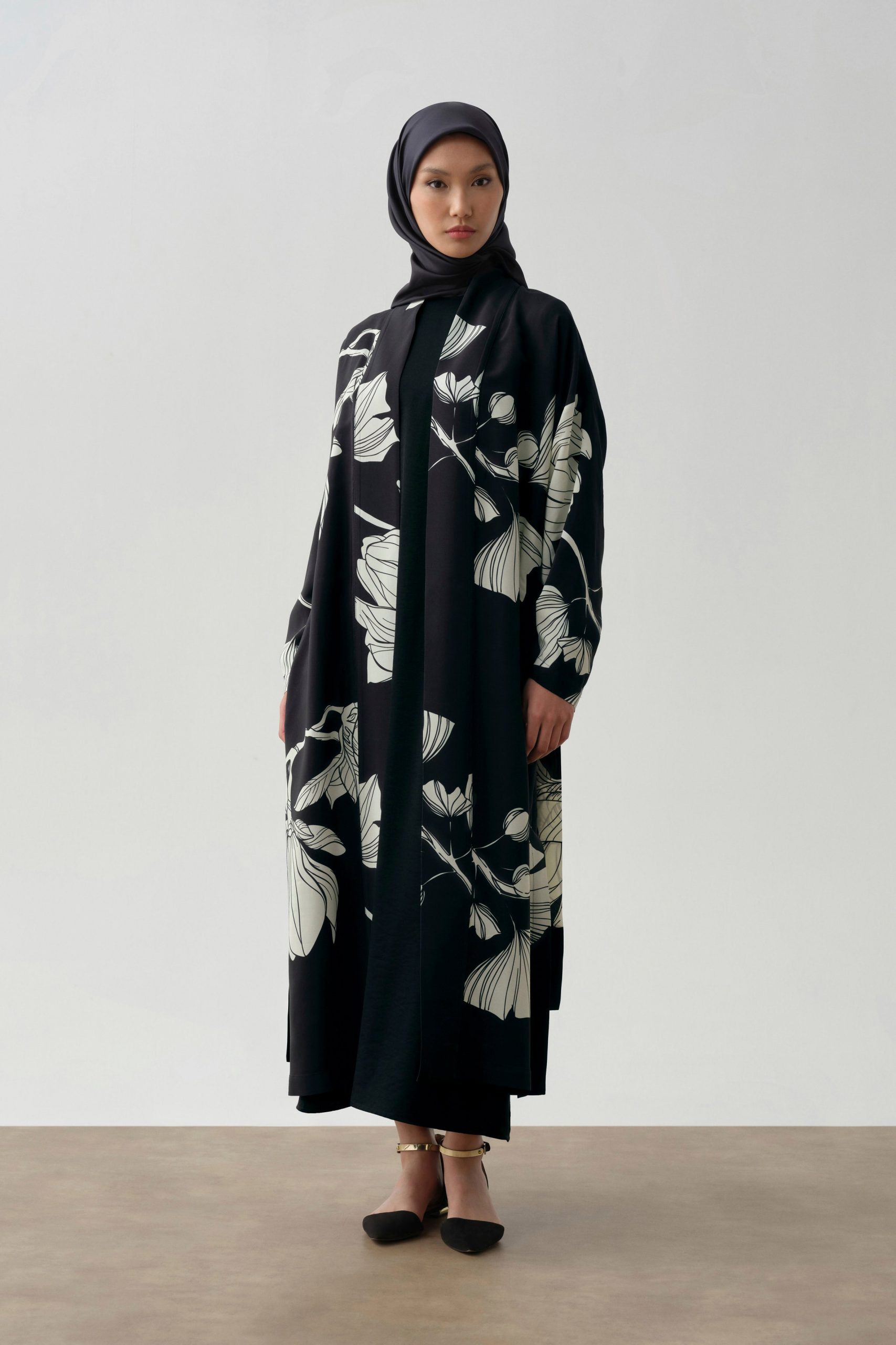 floral-cicek-desenli-kimono-siyah-105667.jpg