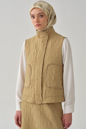 Grograin Piped Short Quilted Vest - Camel