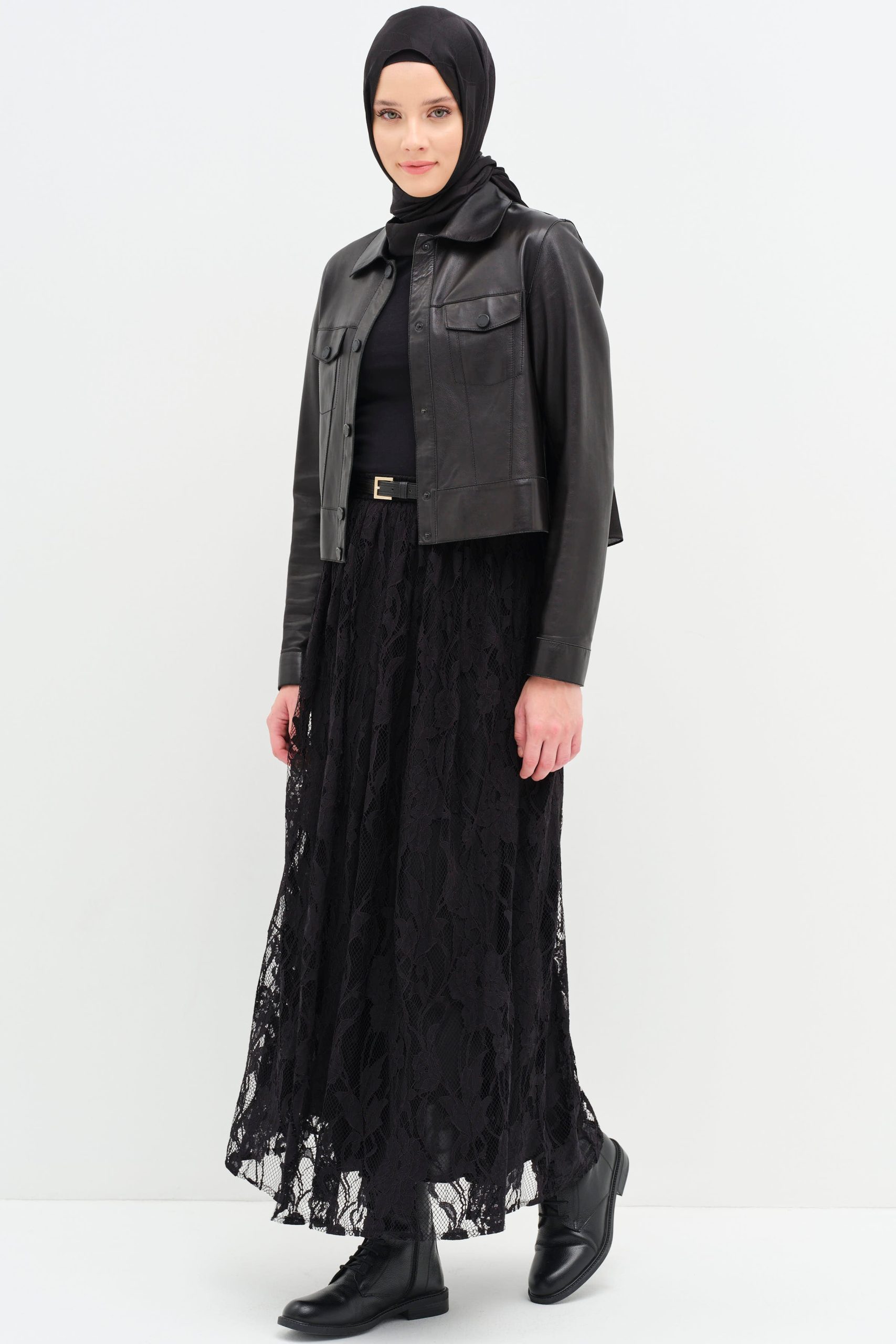 hazir-deri-kemerli-dantel-etek-siyah-95614.jpg