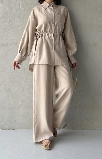 Two-Pocket Linen Suit in Stone