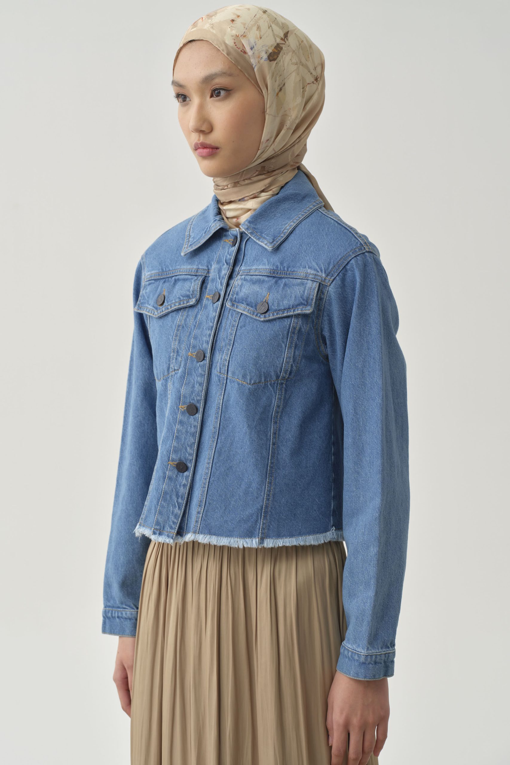 iki-cepli-uzun-kollu-kisa-denim-ceket-indigo-95969.jpg