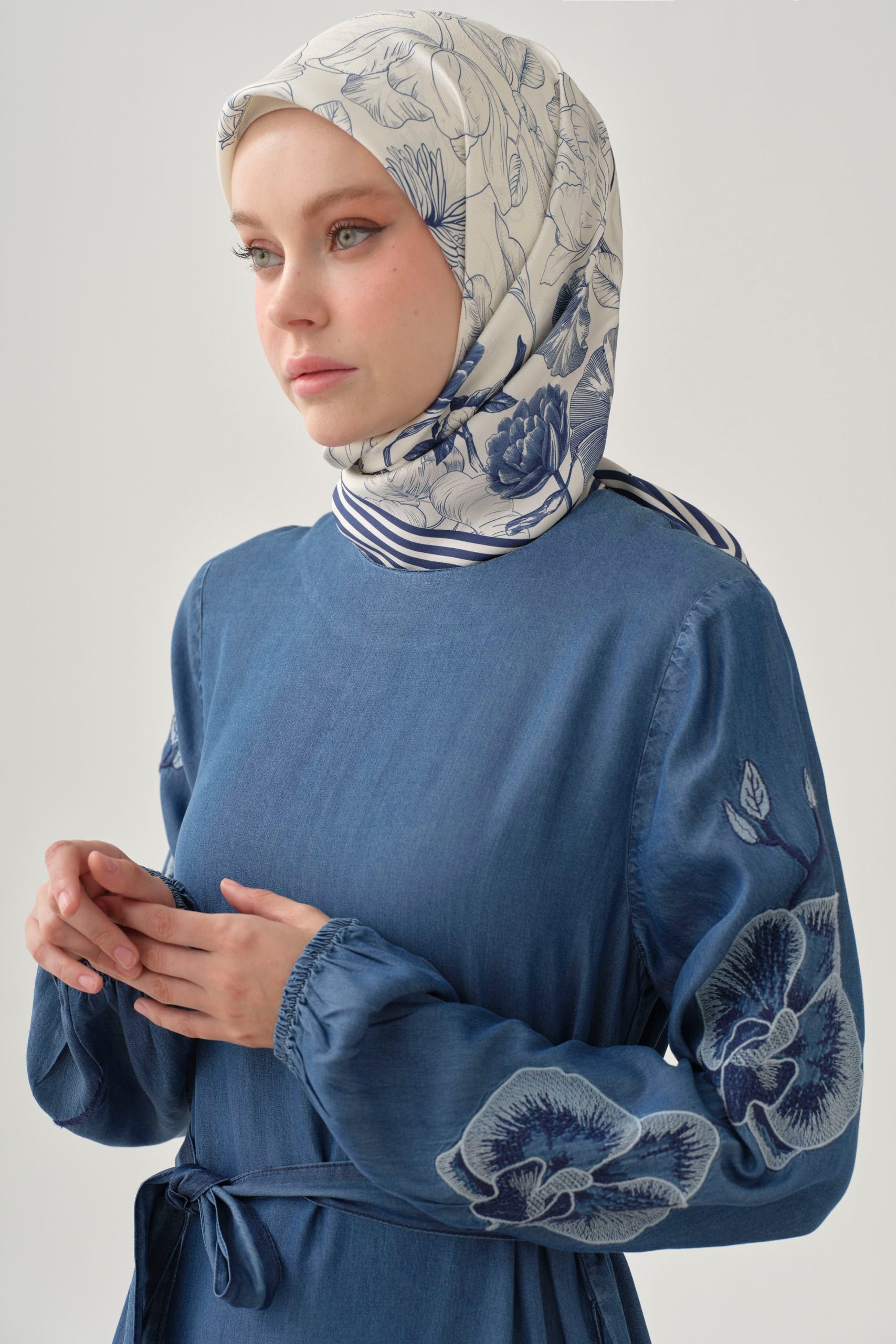 kollari-nakisli-elbise-indigo-102752.jpg