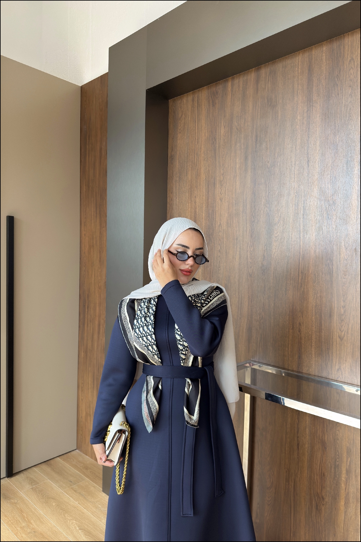 Edited in Tezza with: Cocoa, Saturation, Highlights, & Temperature