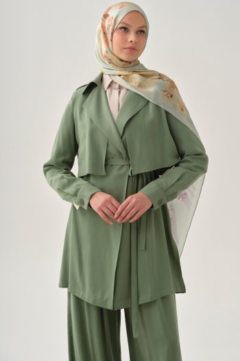 Loose-Fit Jacket with Cuffs - Lake Green