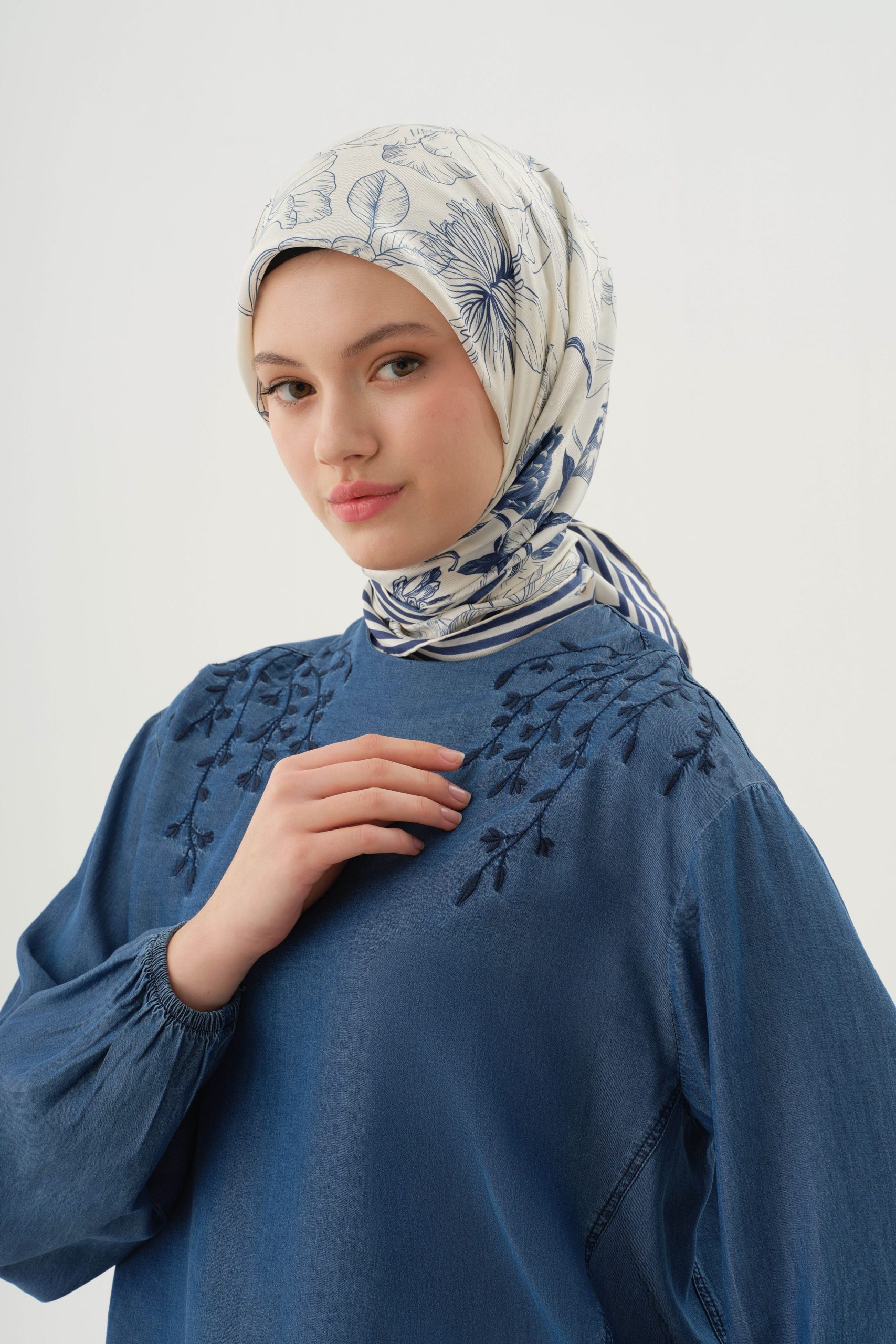 nakisli-bluz-indigo-99934.jpg