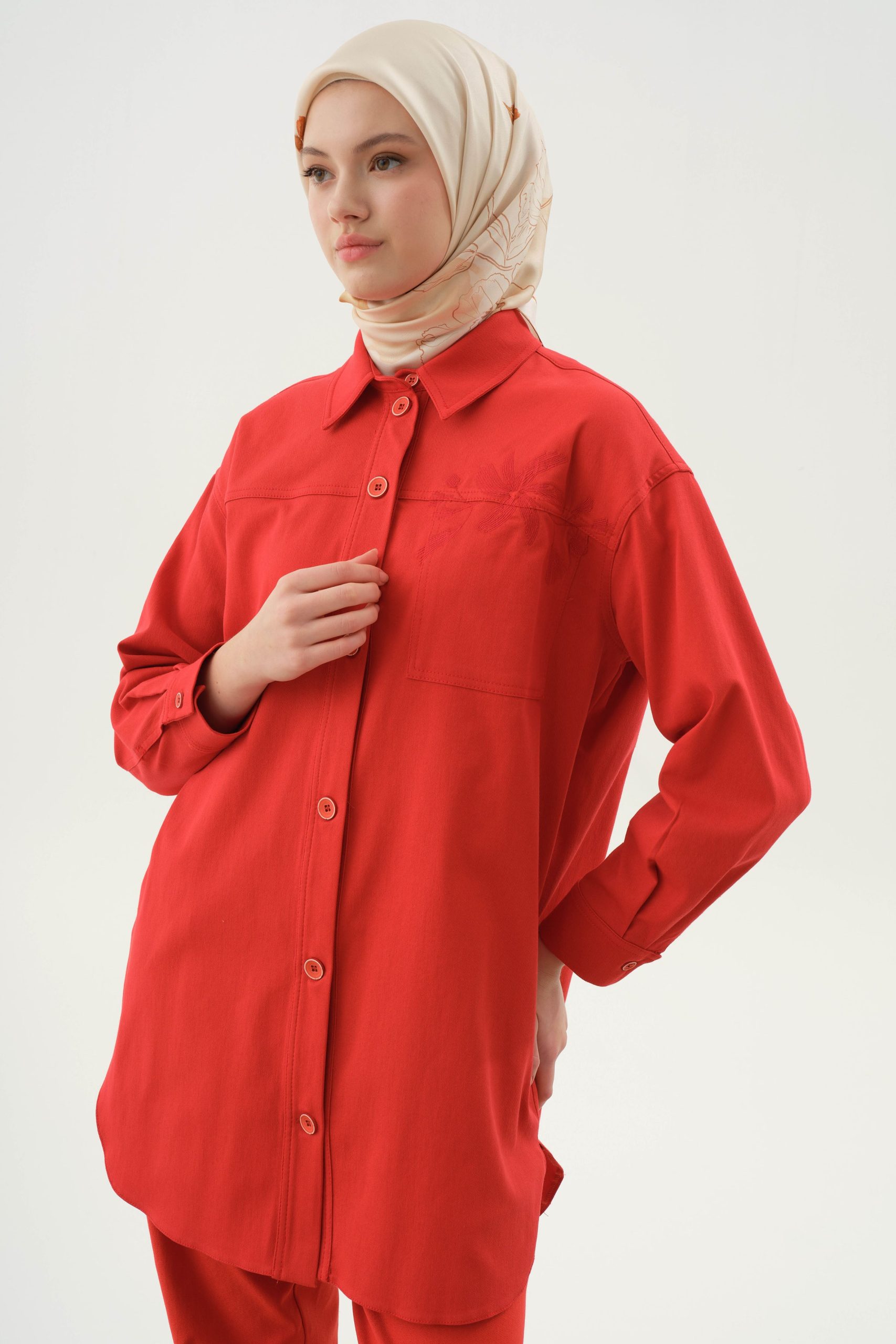 nakisli-gizli-cepli-gomlek-mercan-99988.jpg