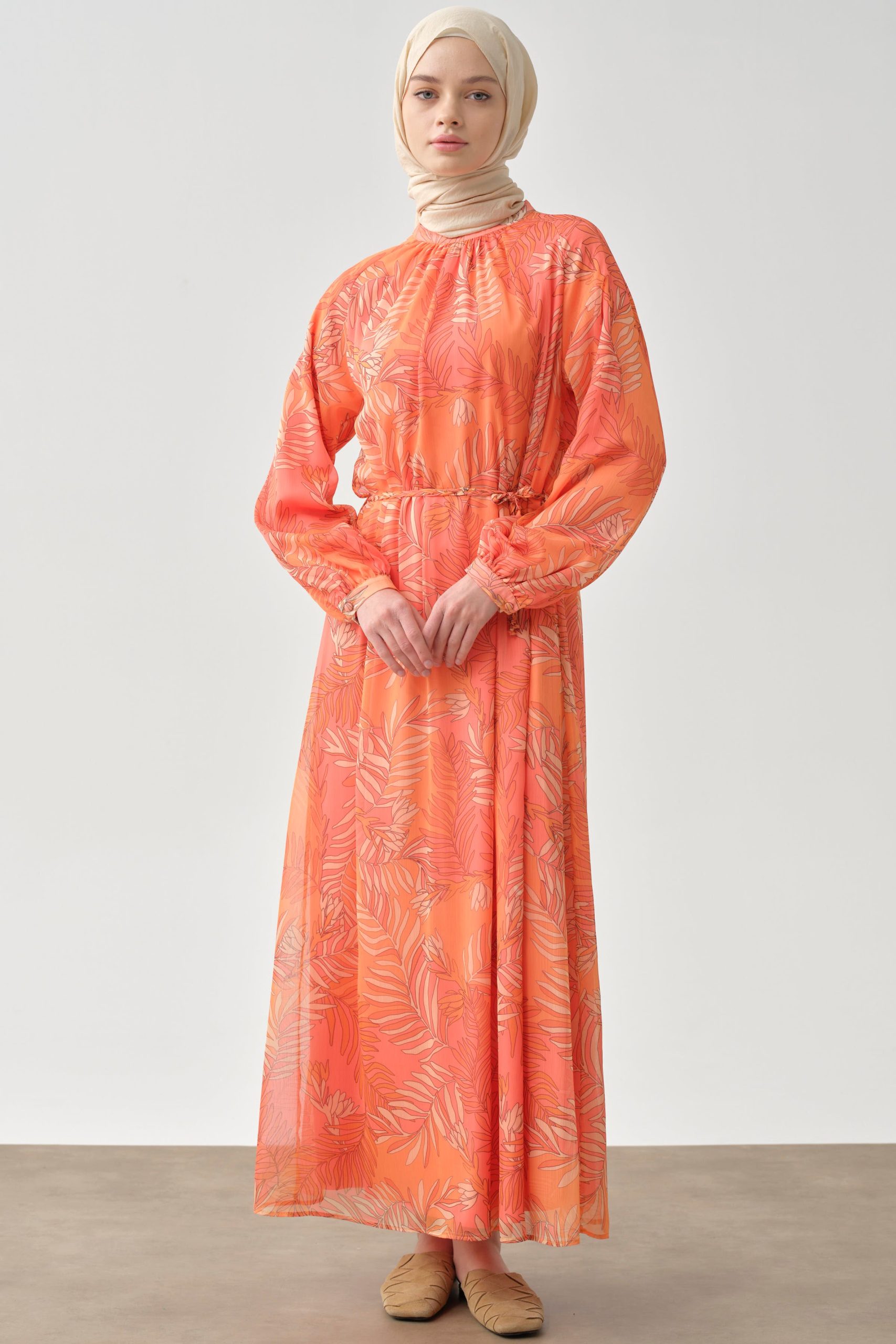 orgu-kemerli-desenli-sifon-elbise-oranj-95021.jpg