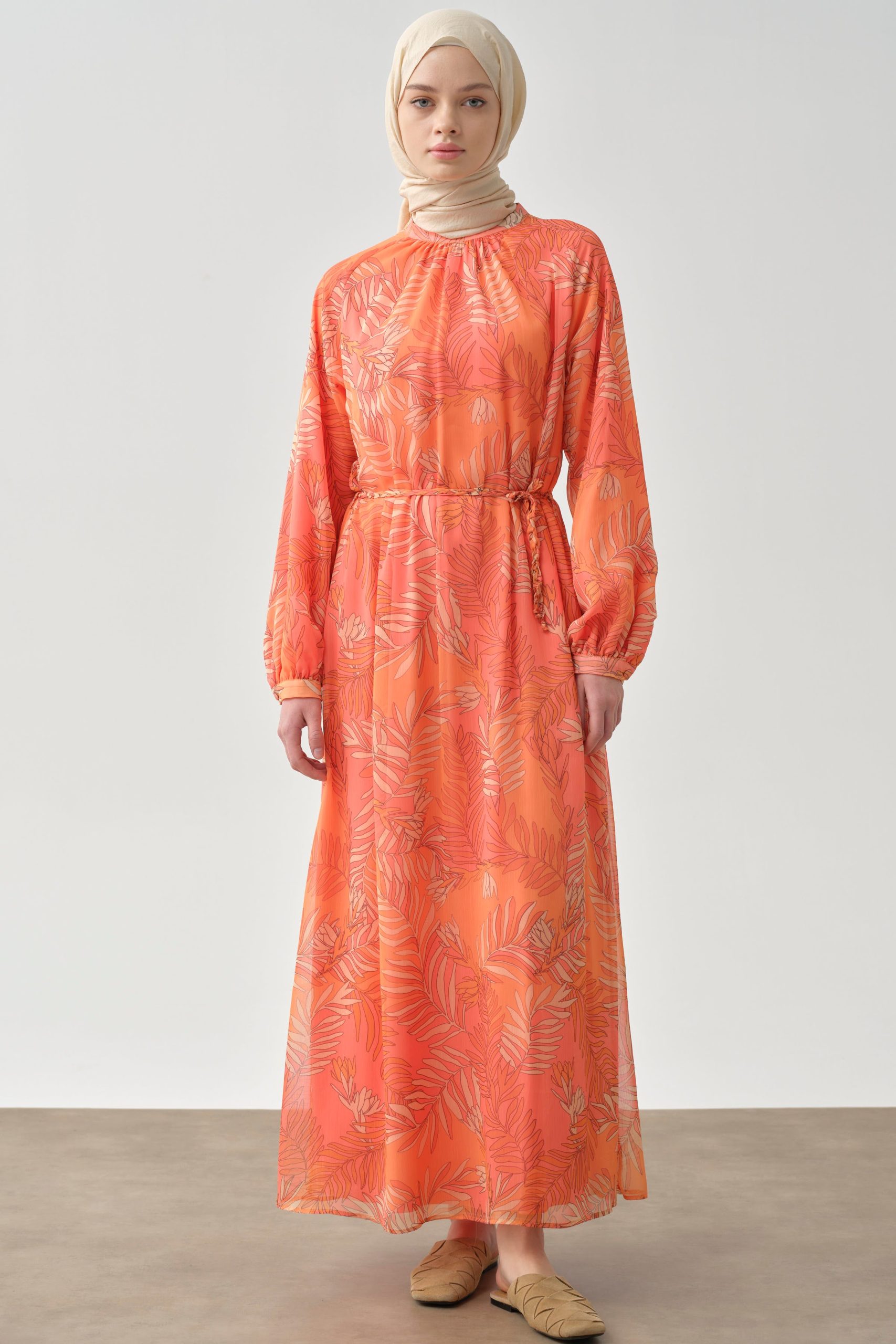 orgu-kemerli-desenli-sifon-elbise-oranj-95023.jpg