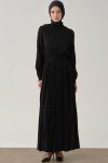 pliseli-lastik-detayli-elbise-siyah-94960.jpg