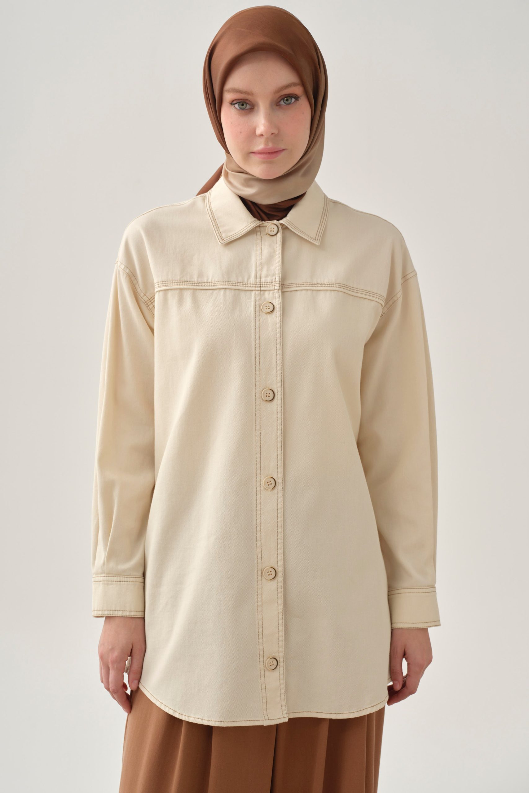 robasi-biye-detayli-gizli-cepli-gomlek-ekru-102613.jpg