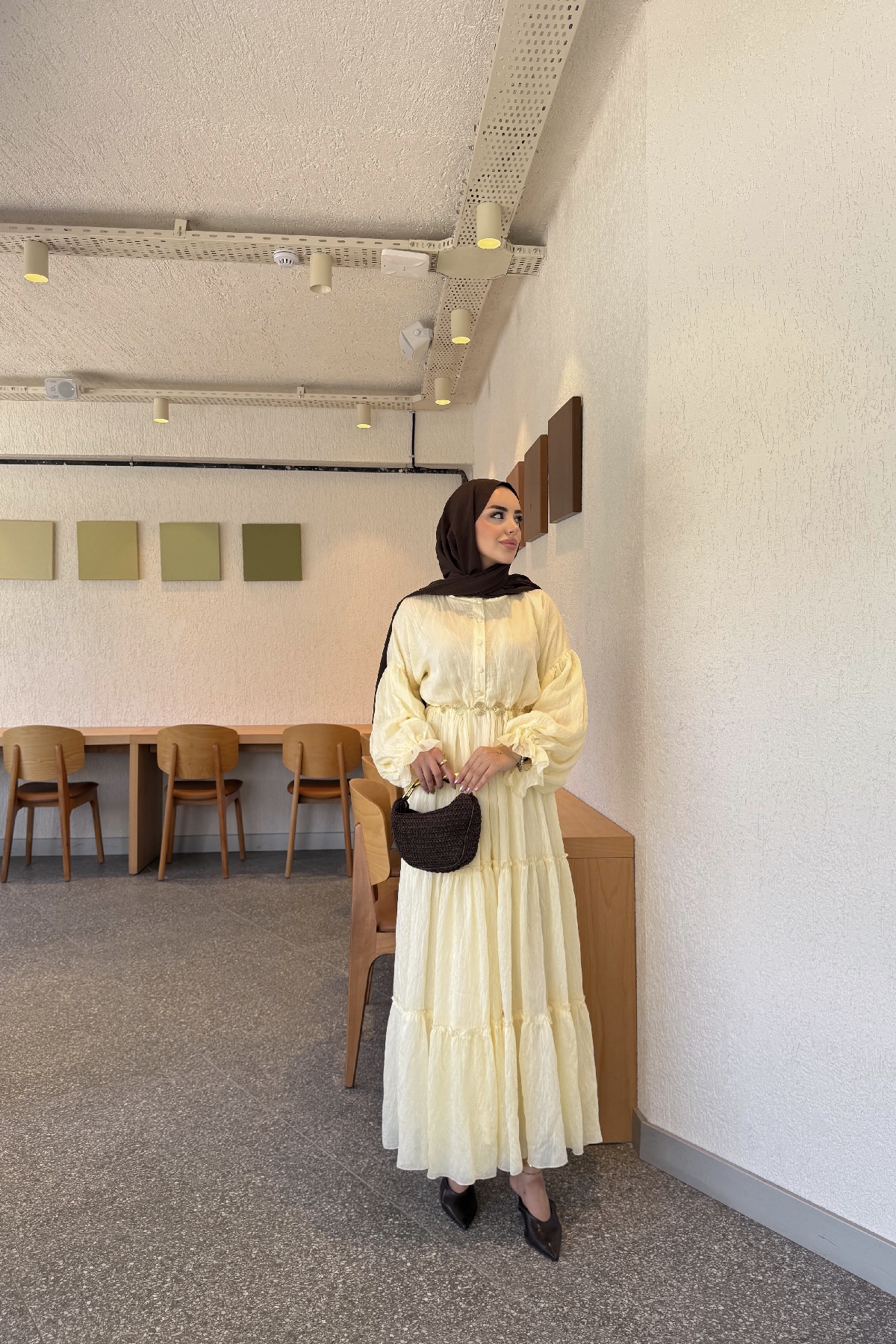 Edited in Tezza with: Cocoa, Saturation, & HSL