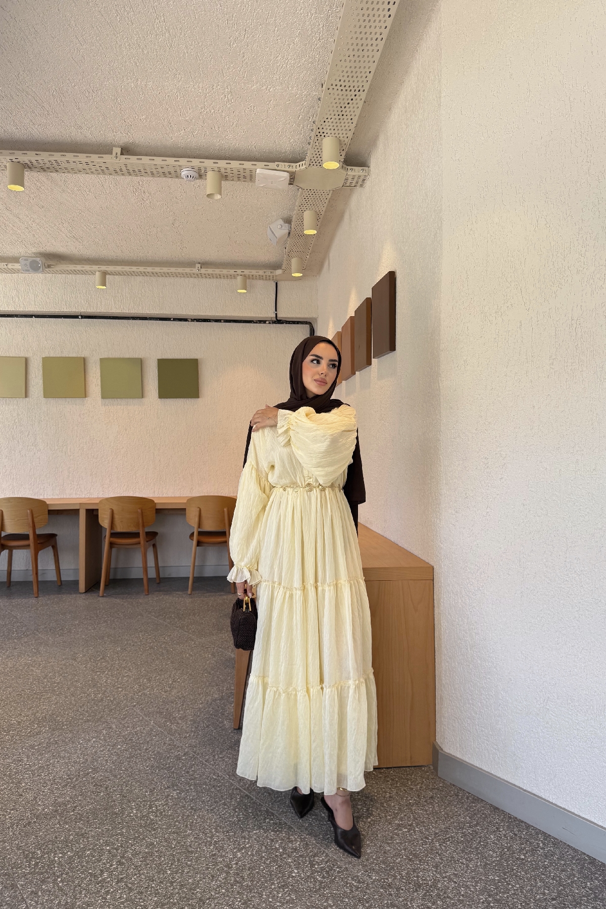 Edited in Tezza with: Cocoa, Saturation, & HSL