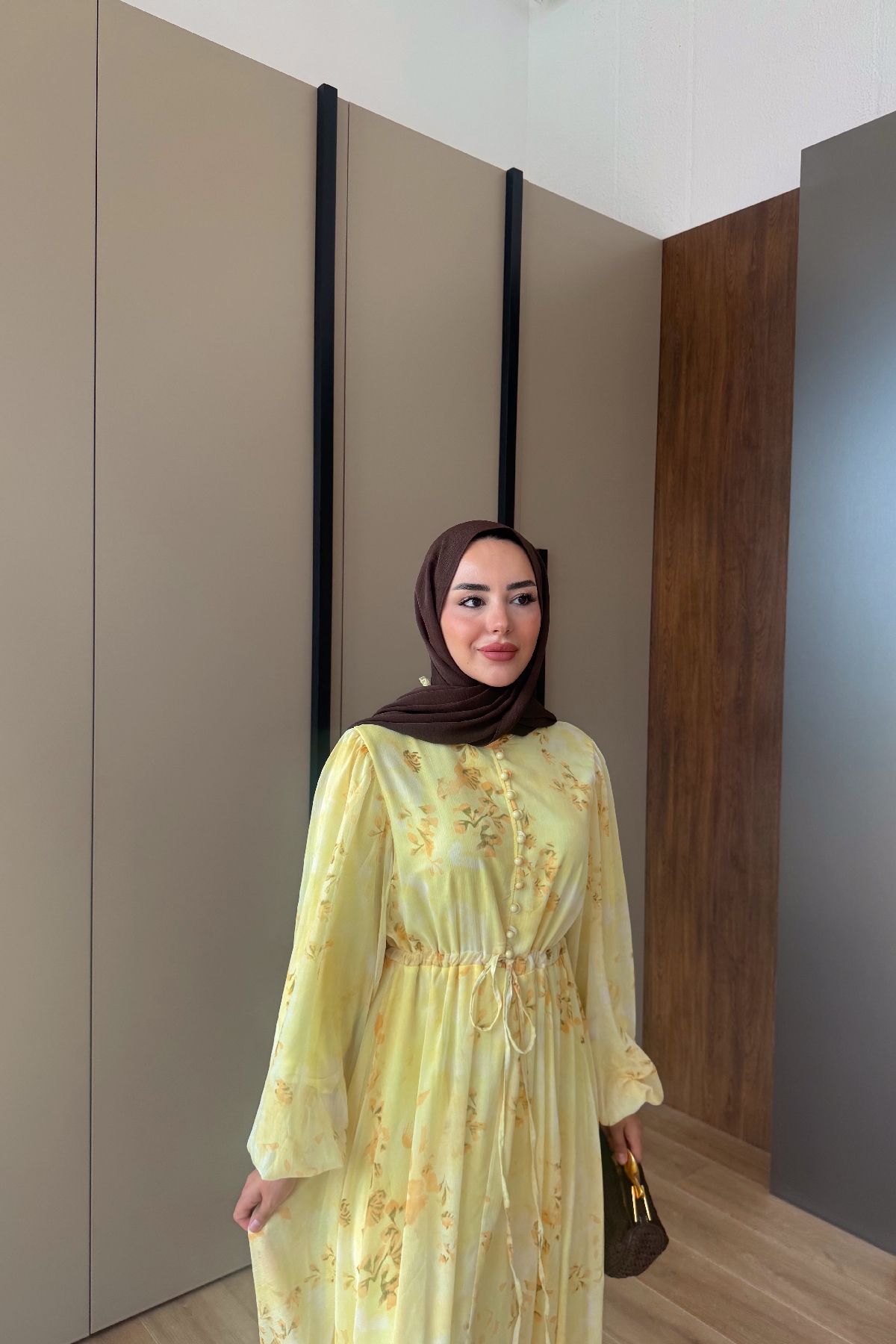 Edited in Tezza with: Cocoa, Saturation, Shadows, & HSL