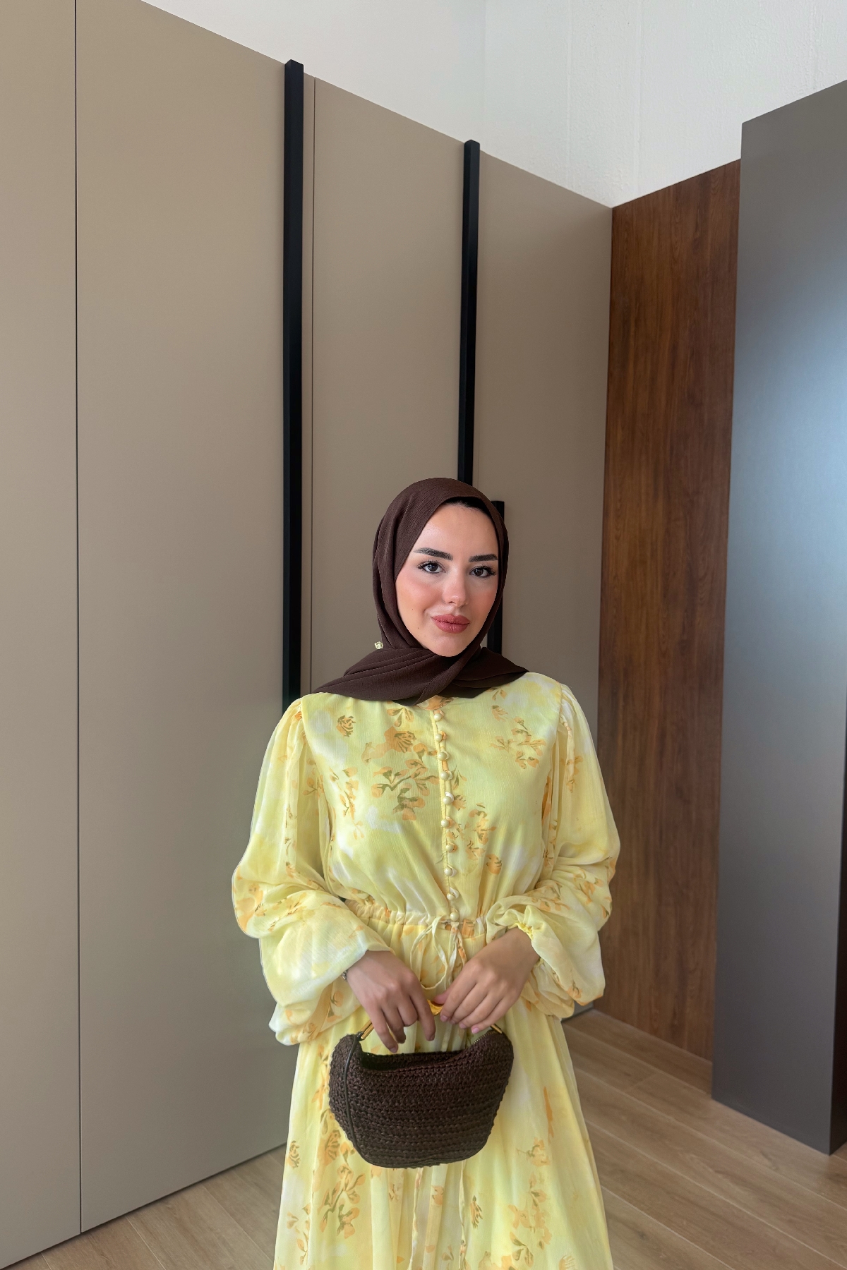 Edited in Tezza with: Cocoa, Saturation, Shadows, & HSL