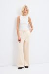 yuksek-bel-dikis-detayli-rahat-kesim-pantolon-krem-17191.jpg